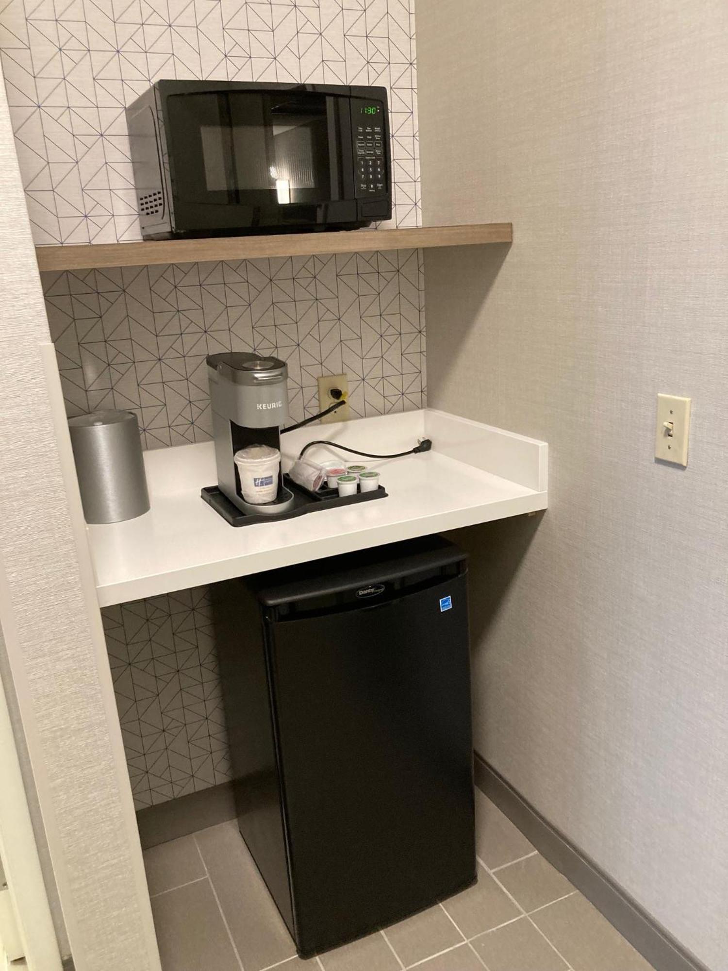Holiday Inn Express - Akron Nw - Fairlawn, An Ihg Hotel Eksteriør bilde